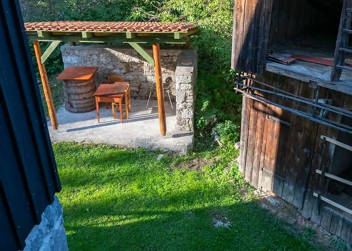 Sajnska Hiza, Autenticna Goranska Kuca U Prirodi